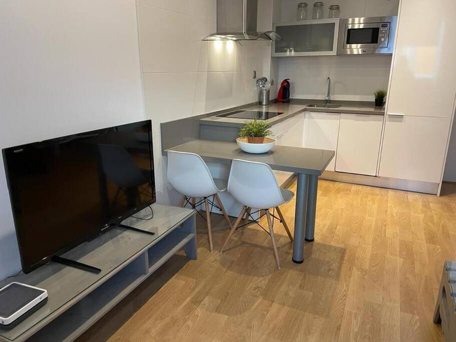 Bonito Apartamento Cerca Del Centro - Trinidad Malaga Luaran gambar